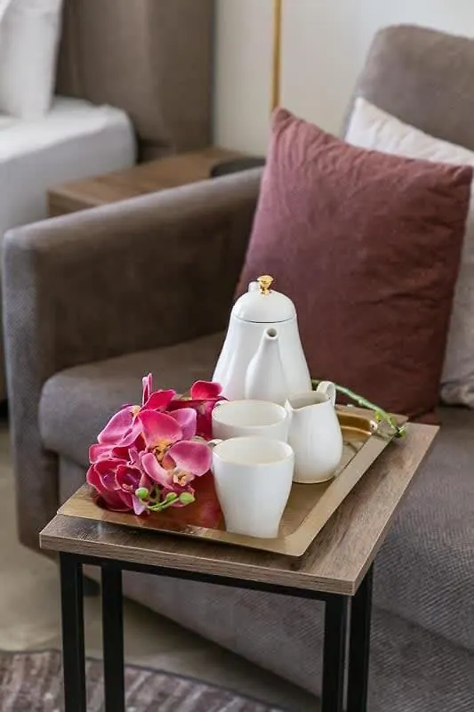 Frank Porter - Majestique Residence 2 Dubai United Arab Emirates